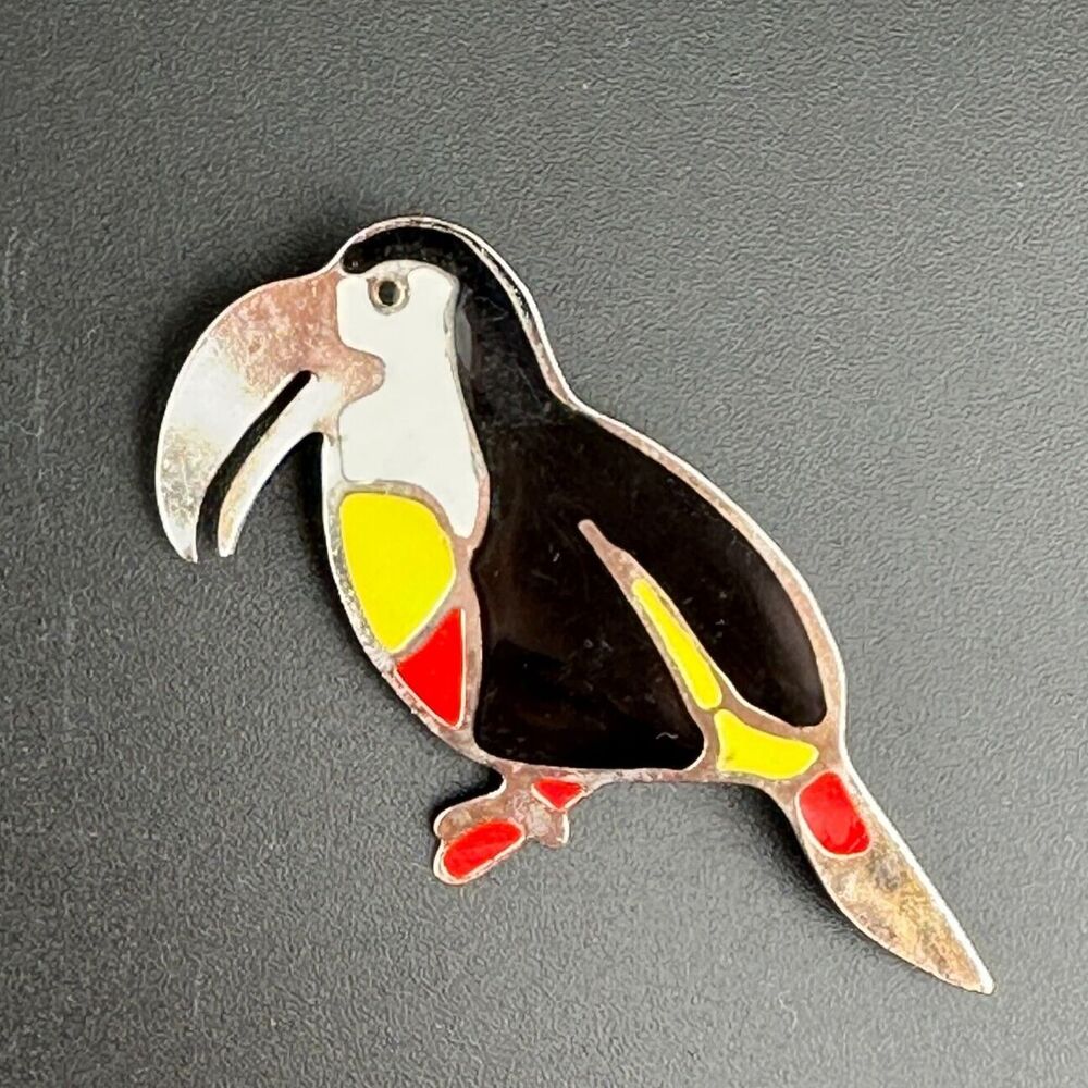 Vintage Thin Lightweight Cut-out Metal Enameled Toucan Bird Brooch Pin 2.25"